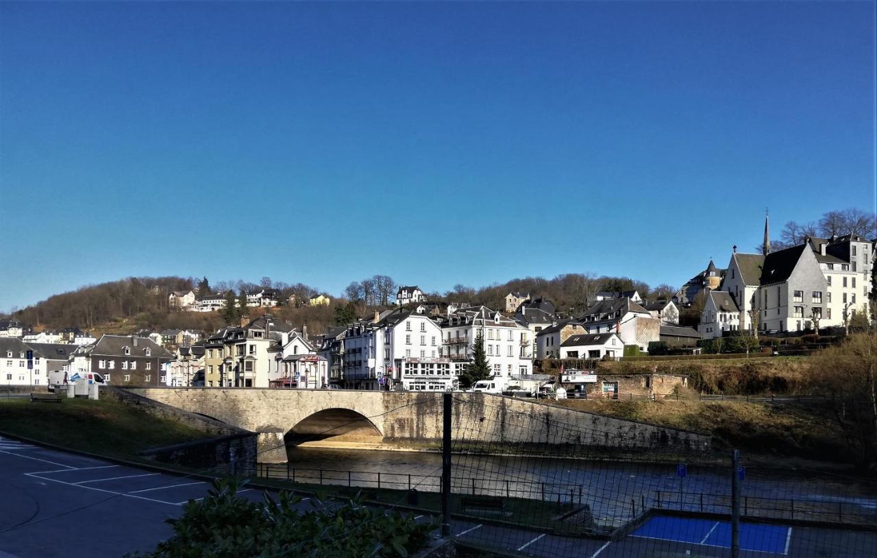 Un logis au 13 Faubourg de France à Bouillon à 50m de la Semois Vila Exterior foto